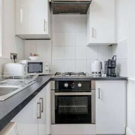 Unbeatable Location In Camden-Spacious Studio Flat Apartment London Exterior photo